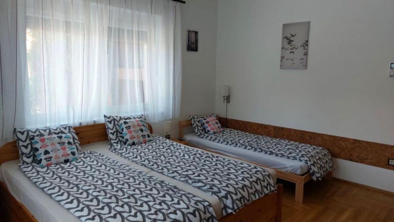Anno Apartman Balatonfoldvar Exterior photo
